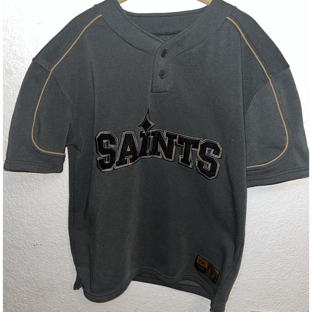 Saints Worldwide Short Sleeve Henley Men Sz Small